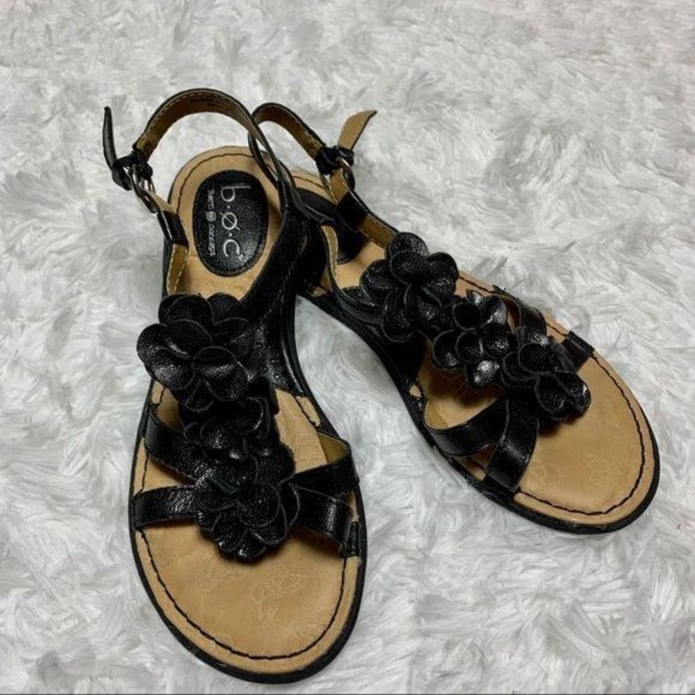 b.o.c Leather Sandals Black Flower Details Sz 7